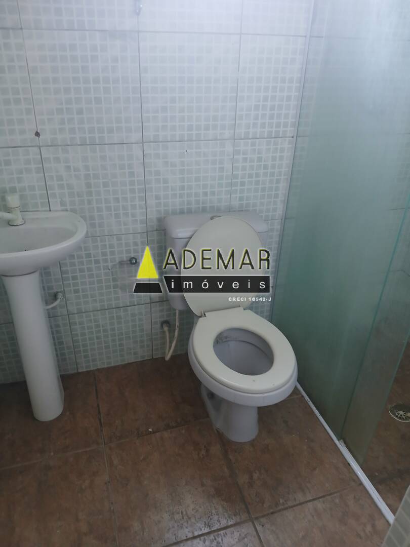 Casa para alugar com 1 quarto, 40m² - Foto 9