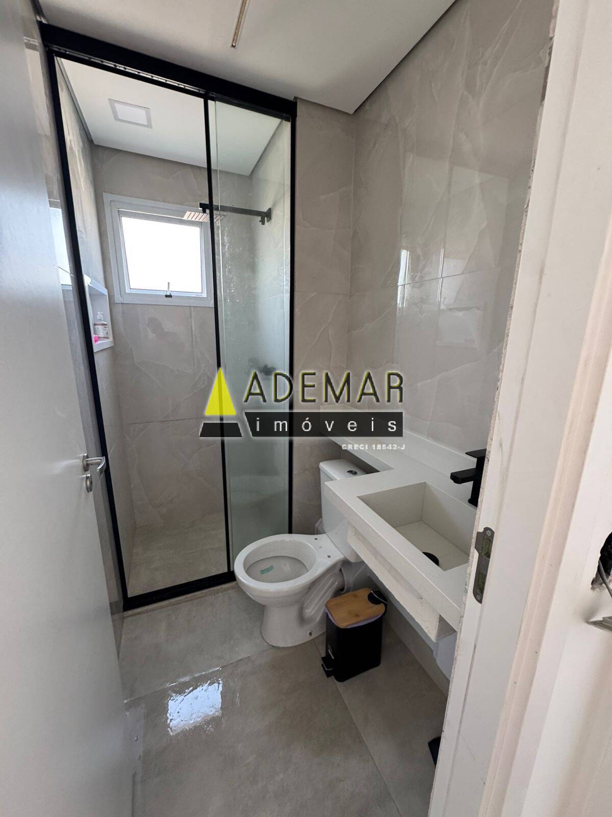 Apartamento à venda com 2 quartos, 44m² - Foto 9