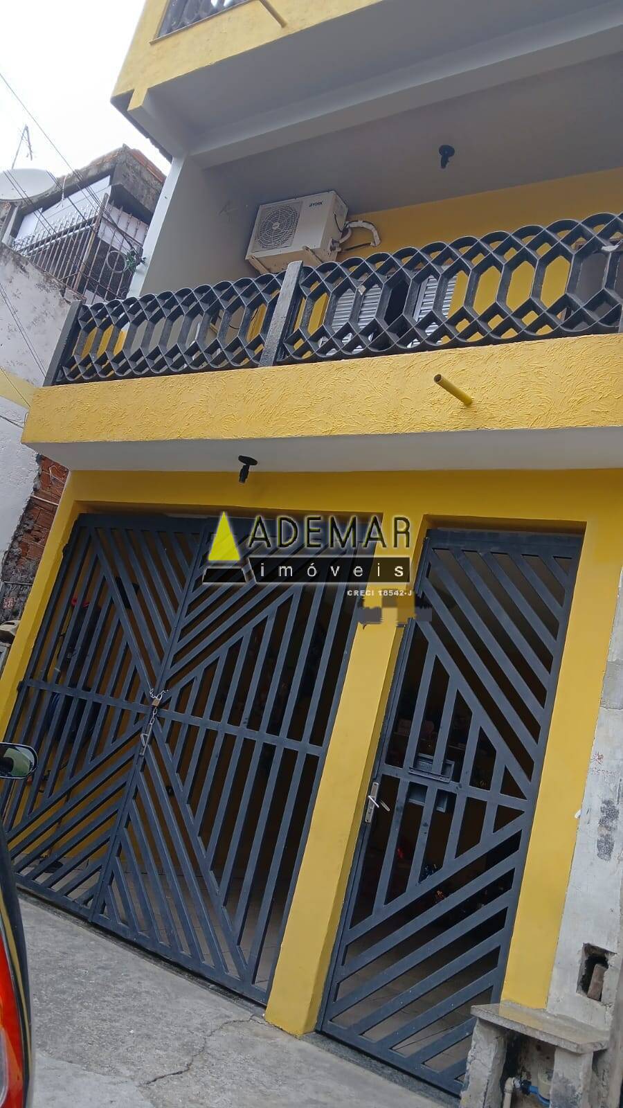 Casa à venda com 3 quartos - Foto 1