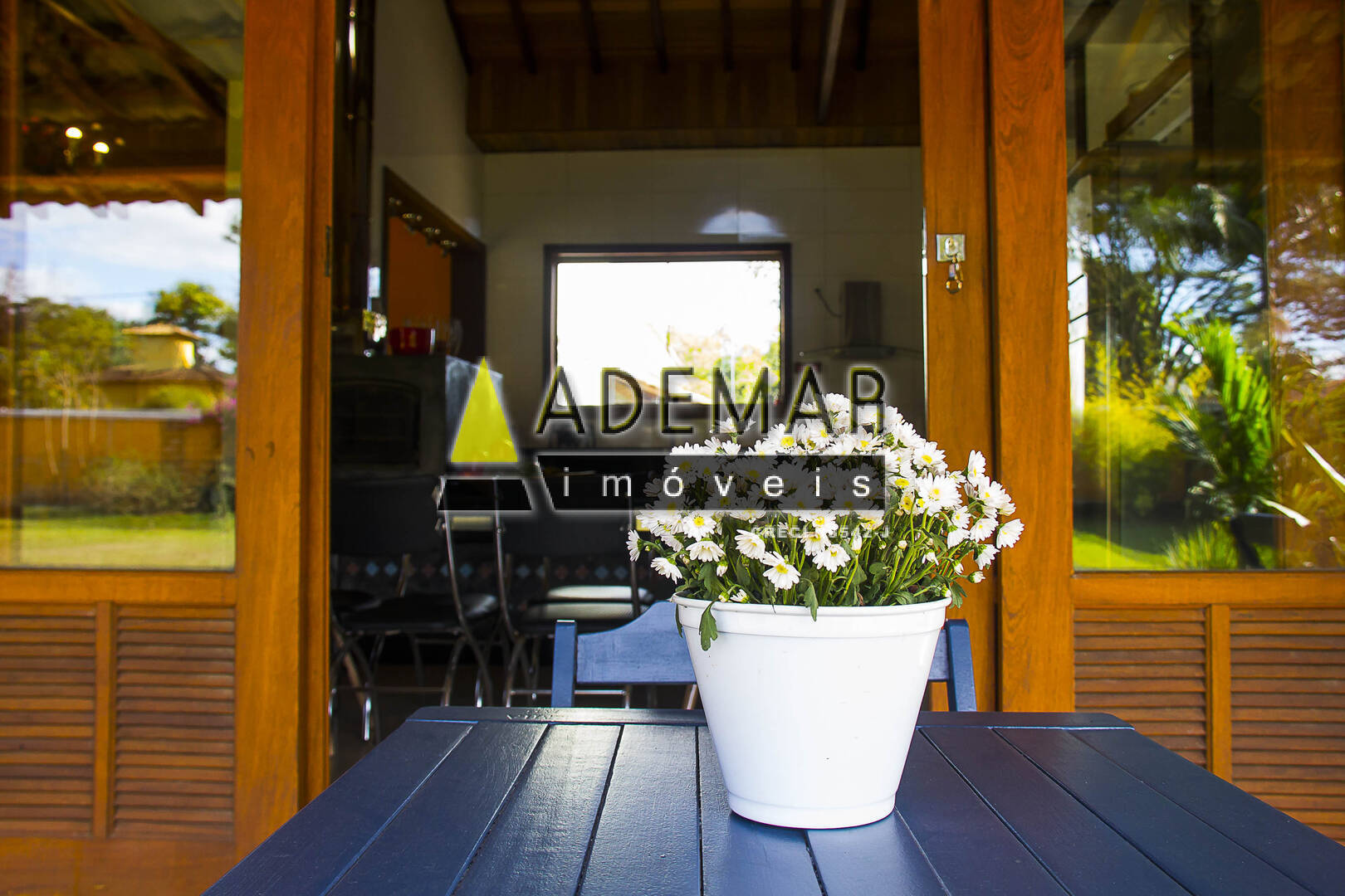 Casa à venda com 7 quartos, 2260m² - Foto 12