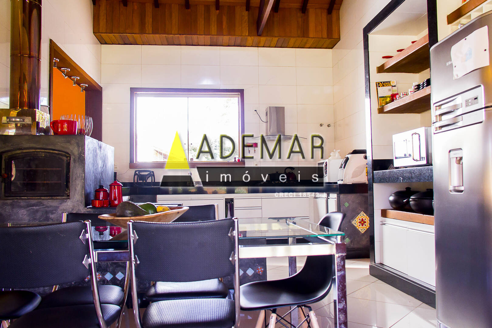Casa à venda com 7 quartos, 2260m² - Foto 13