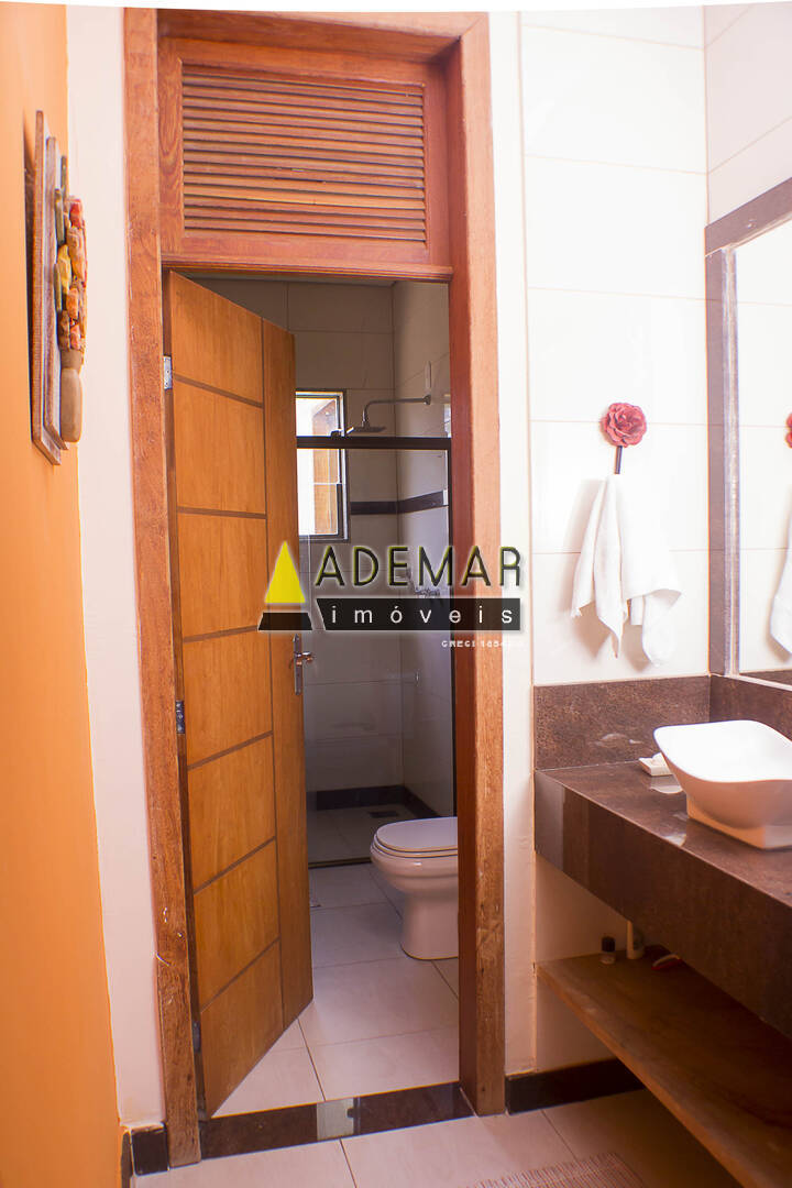 Casa à venda com 7 quartos, 2260m² - Foto 23