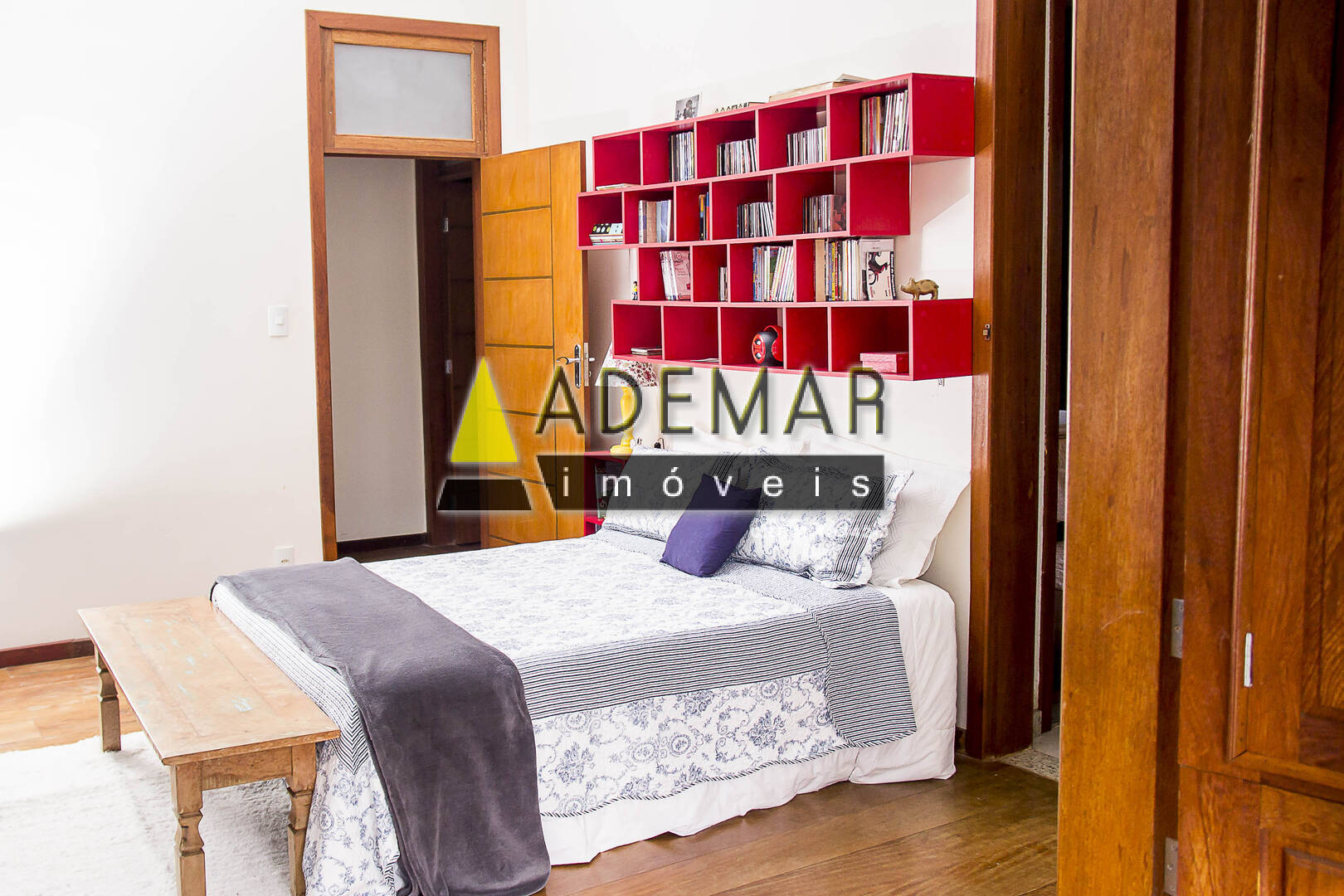 Casa à venda com 7 quartos, 2260m² - Foto 36