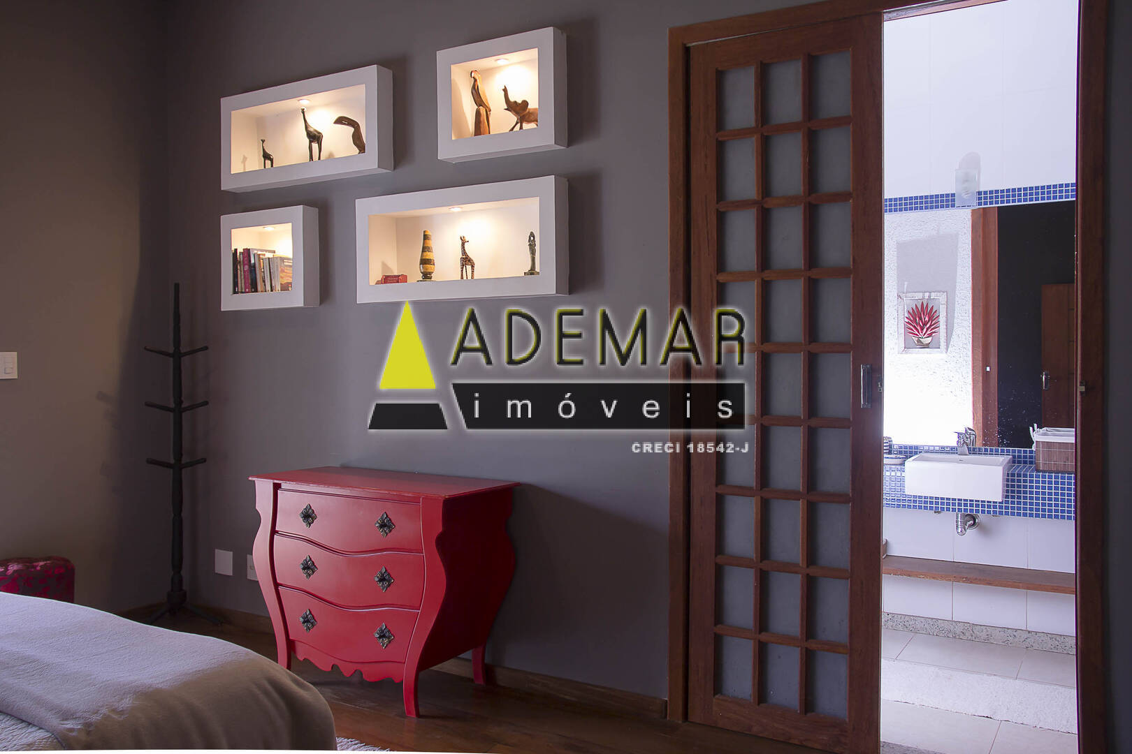 Casa à venda com 7 quartos, 2260m² - Foto 41