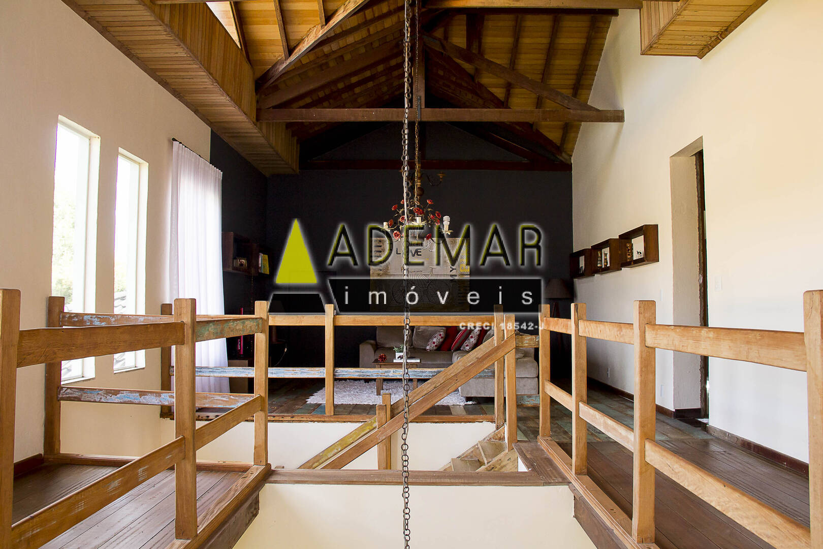Casa à venda com 7 quartos, 2260m² - Foto 42