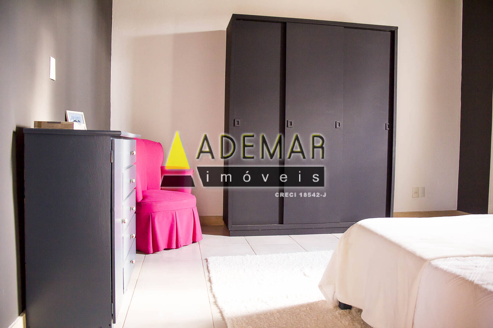 Casa à venda com 7 quartos, 2260m² - Foto 51