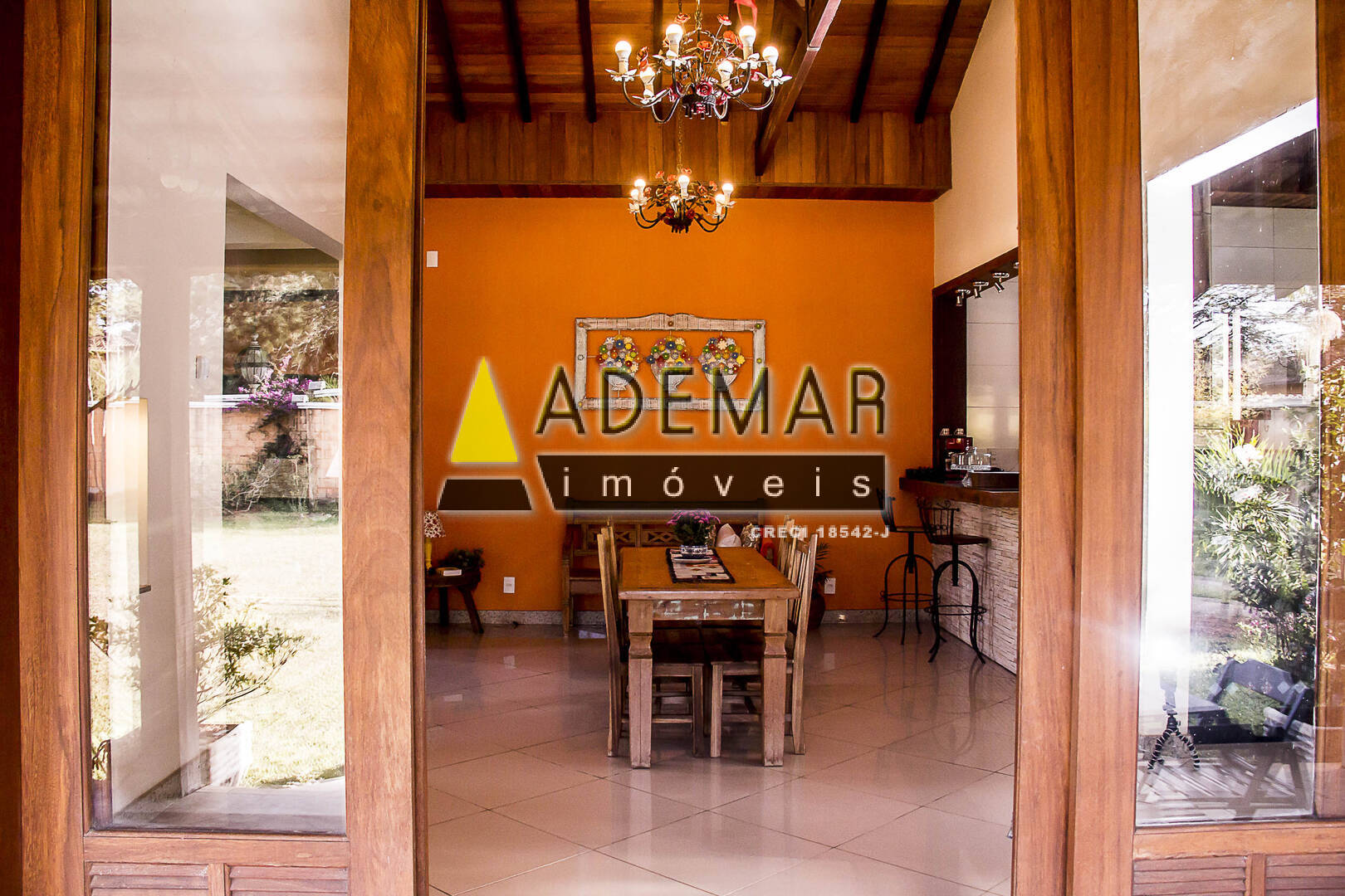 Casa à venda com 7 quartos, 2260m² - Foto 63