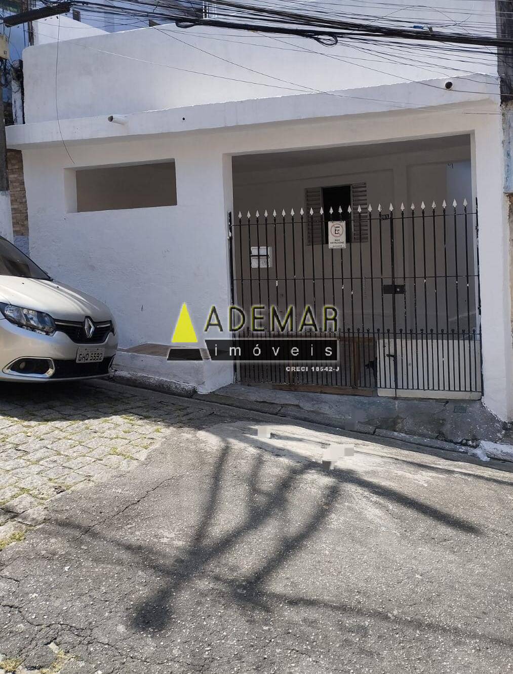 Casa à venda com 3 quartos - Foto 1