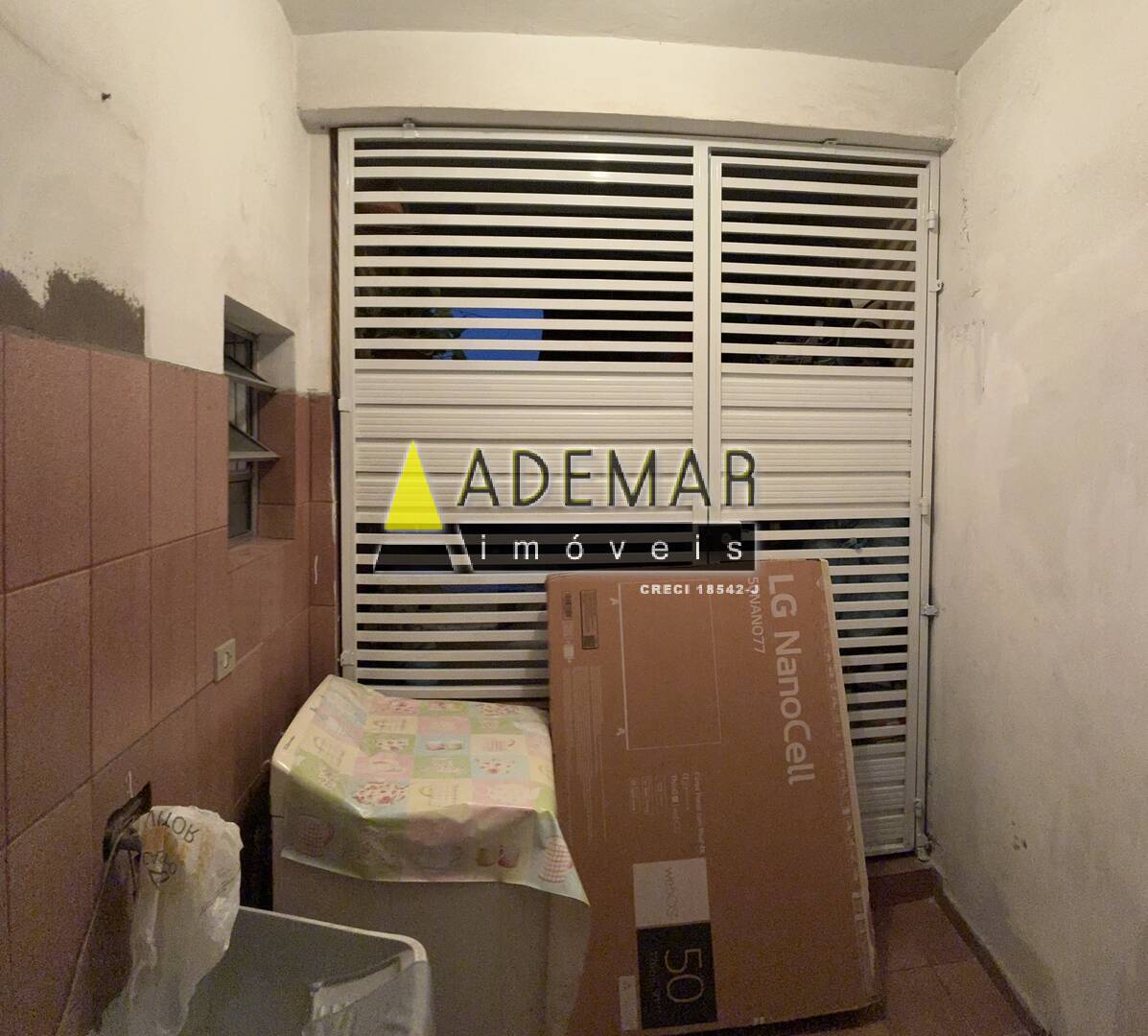 Casa à venda com 4 quartos, 150m² - Foto 3