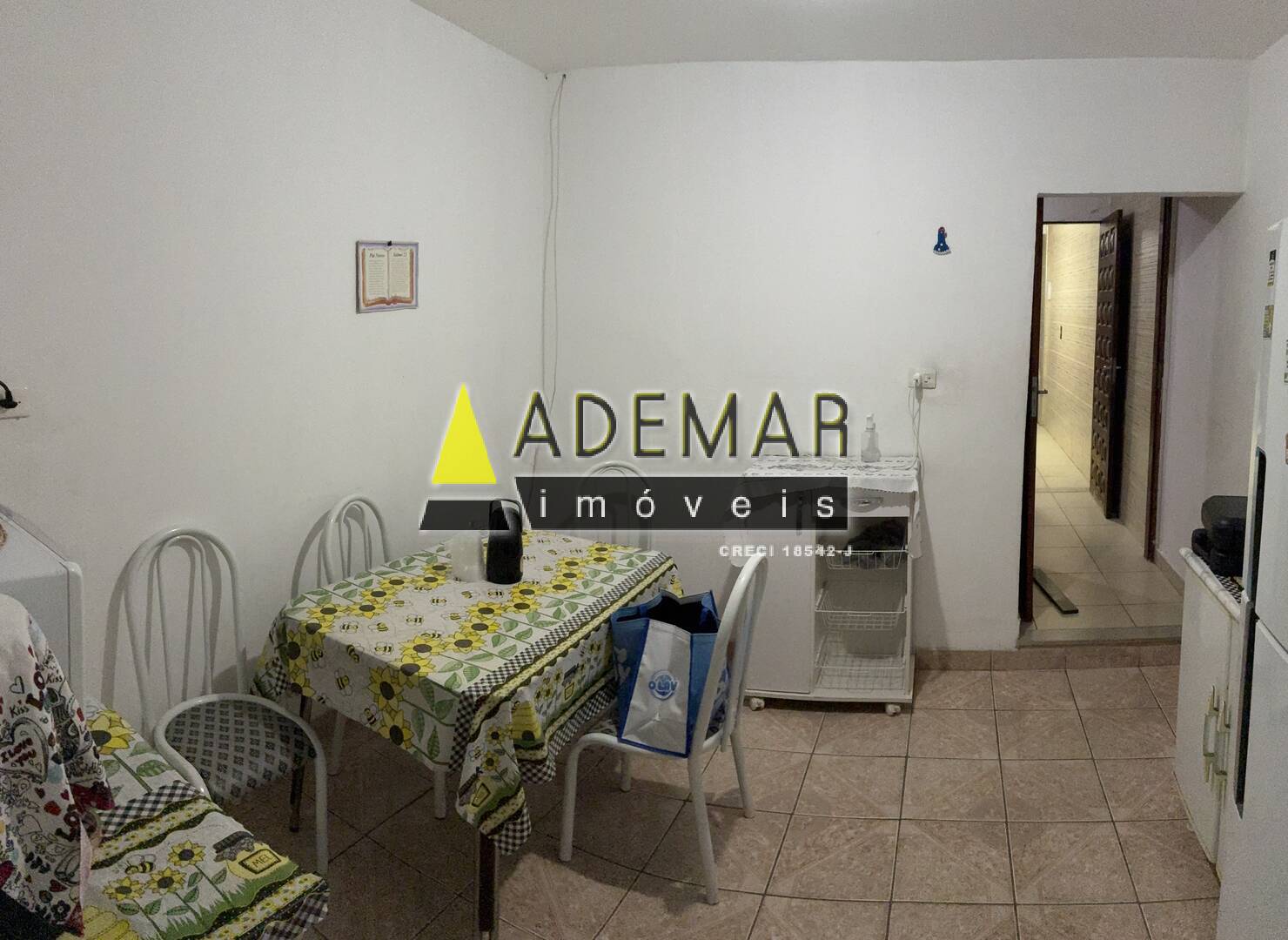 Casa à venda com 4 quartos, 150m² - Foto 6