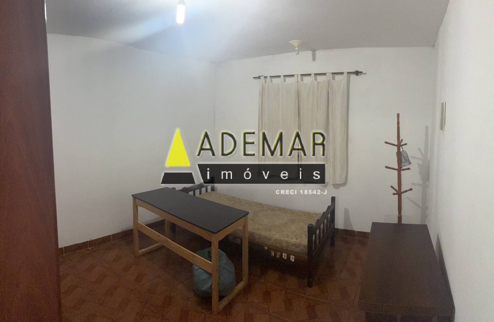 Casa à venda com 4 quartos, 150m² - Foto 12