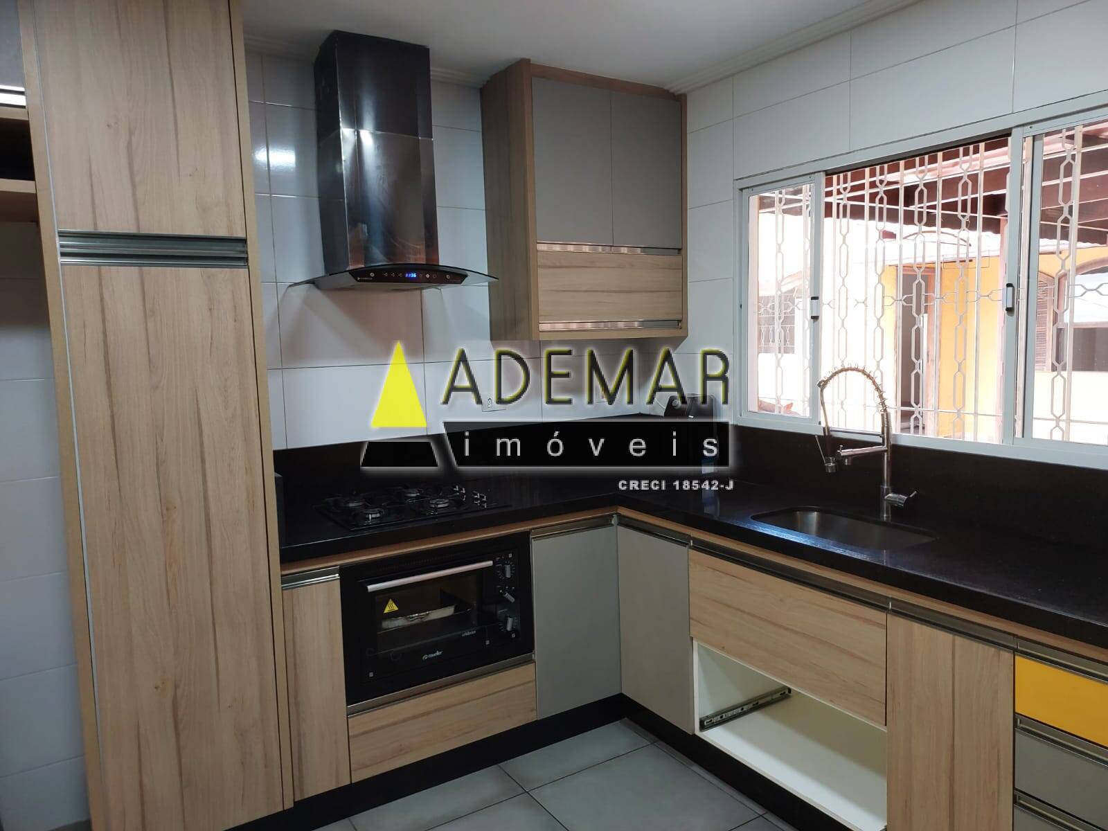 Casa, 3 quartos, 250 m² - Foto 10