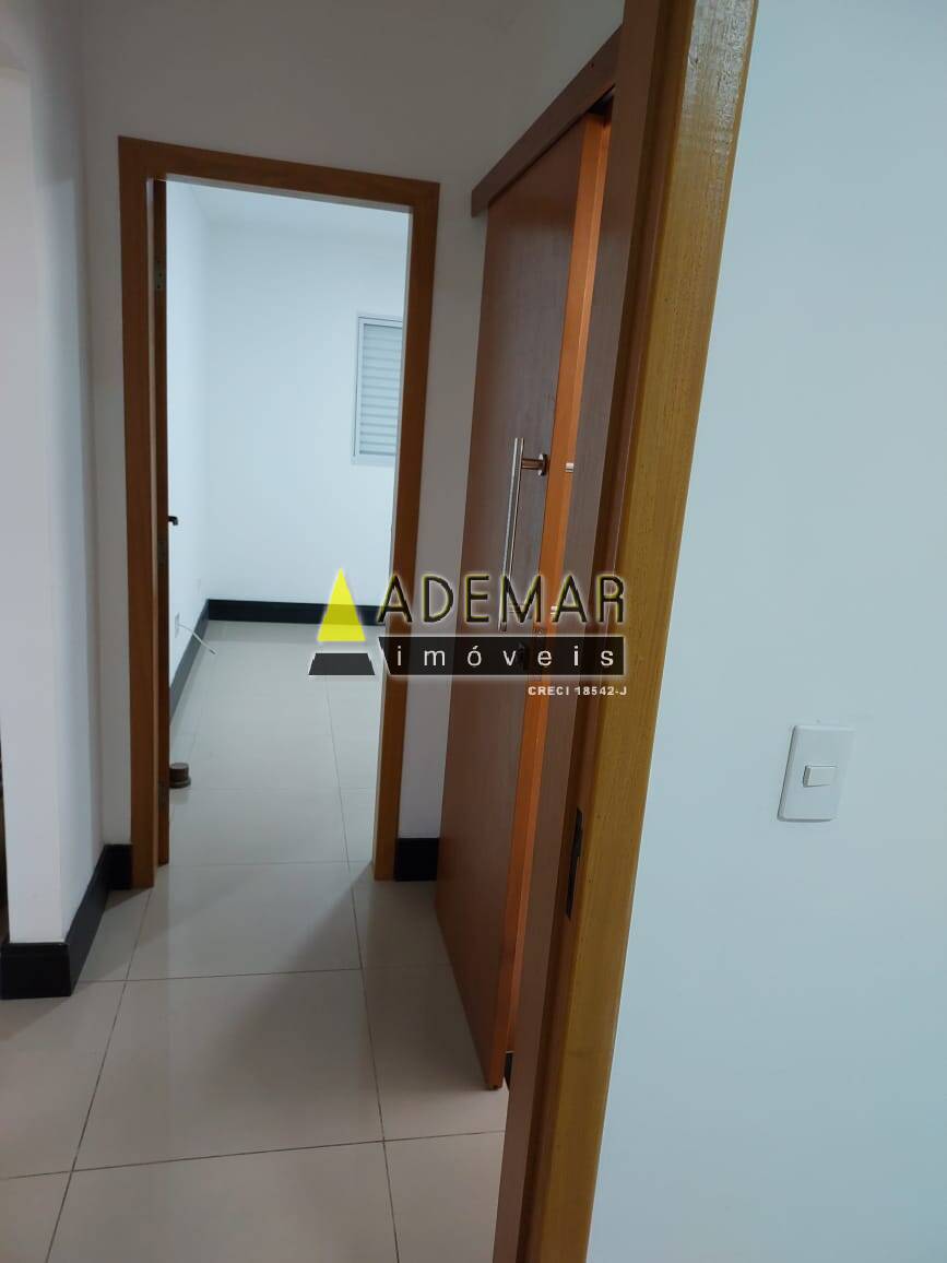 Casa, 3 quartos, 250 m² - Foto 8