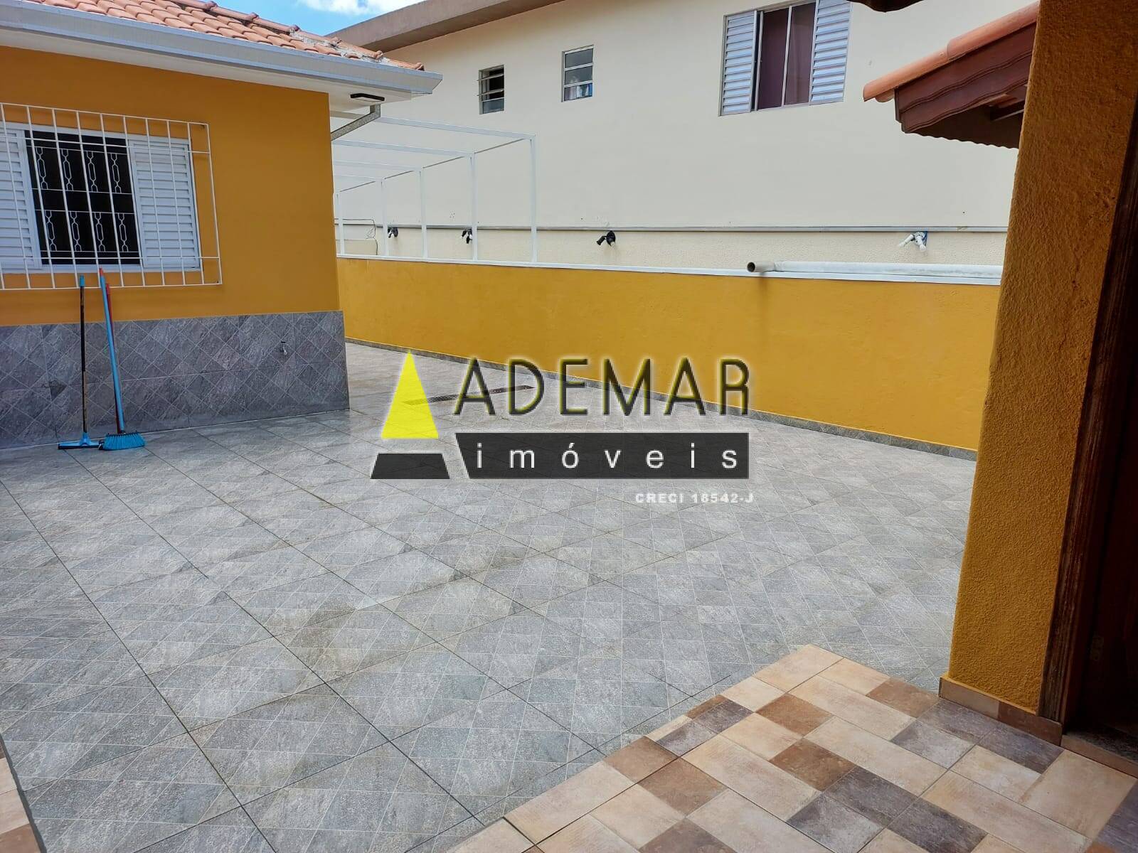 Casa, 3 quartos, 250 m² - Foto 18
