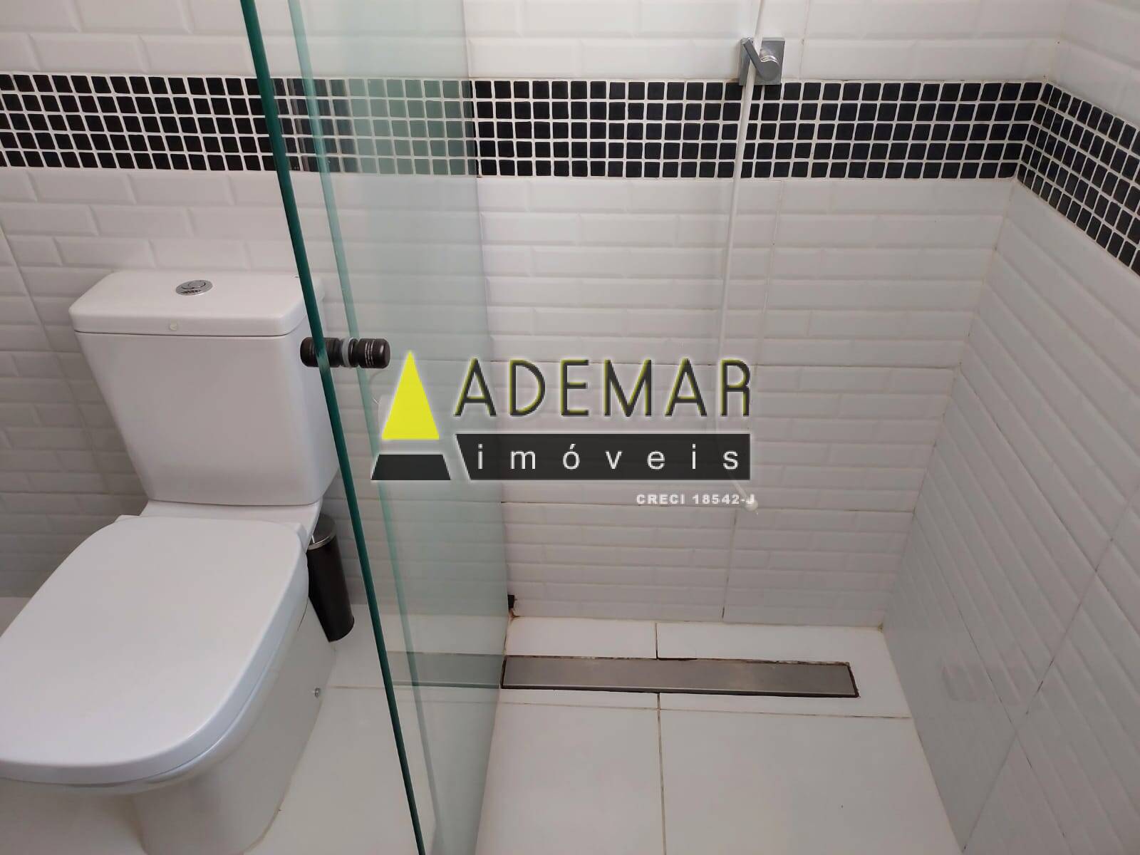 Casa, 3 quartos, 250 m² - Foto 17