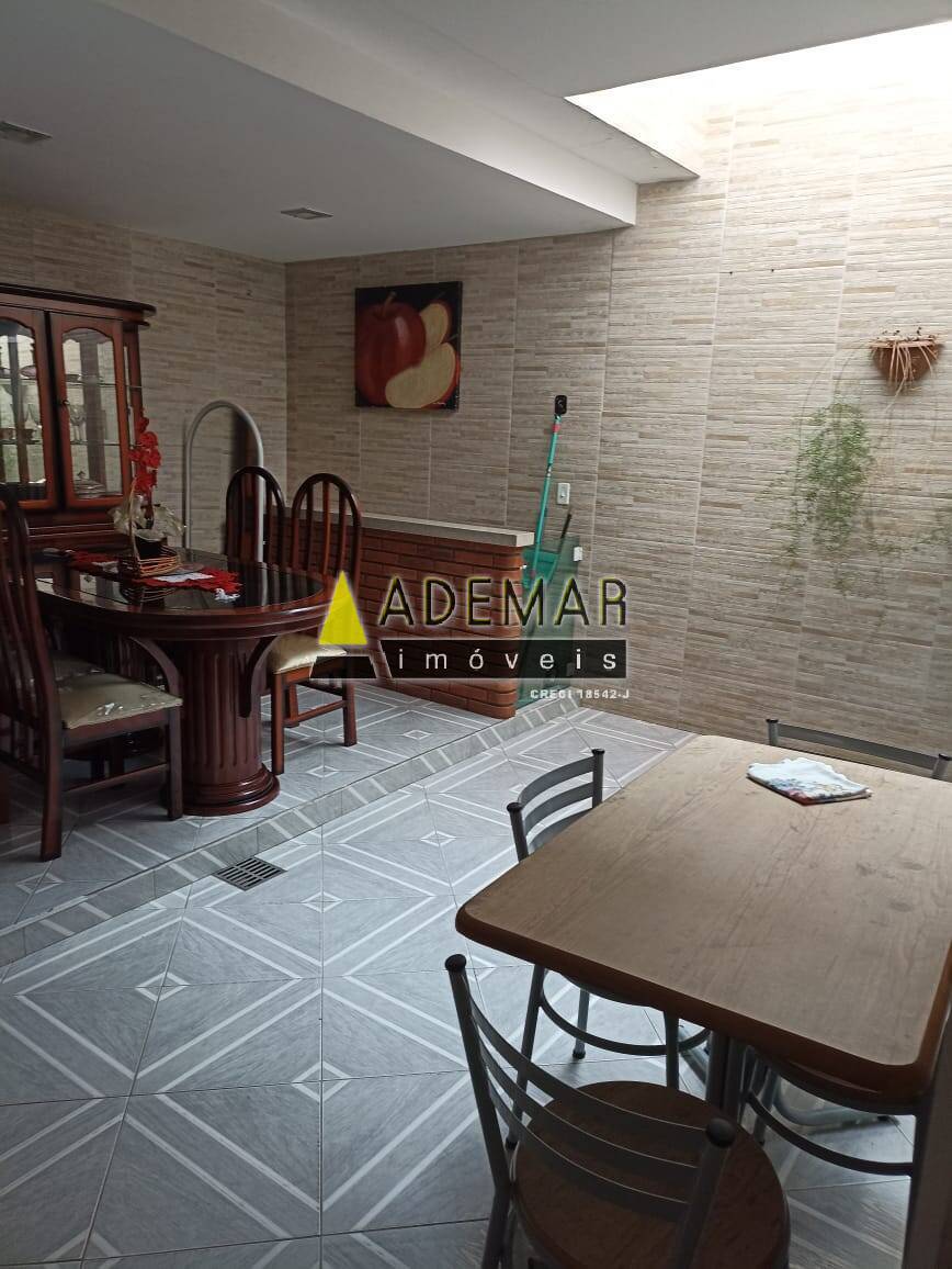 Casa, 2 quartos, 248 m² - Foto 4